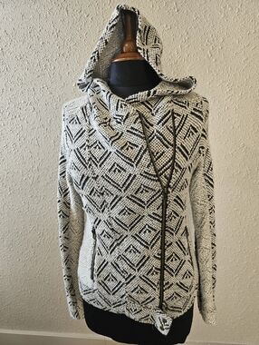 Lucky Brand Black and Cream Marled Knit Hoodie Sweater